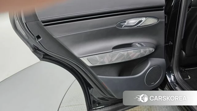 Genesis GV70 id 4657516 из Кореи 17