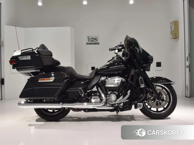 Проданный Harley-Davidson Electra Glide FLHTK1740 2017 из Японии