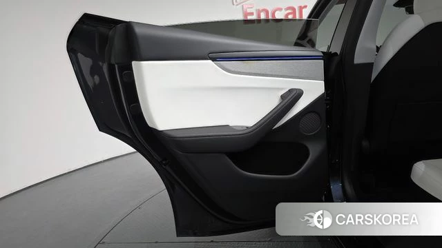 Tesla Model Y id 4691171 из Кореи 17