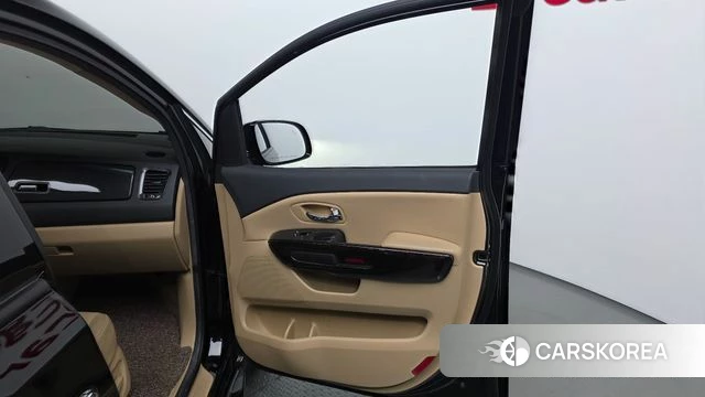 Kia The New Carnival id 4384284 из Кореи 17