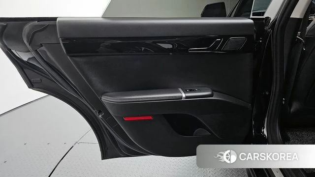 Hyundai Grandeur (GN7) id 4337495 из Кореи 17