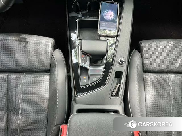 Audi A4L id 4272635 из Китая 17