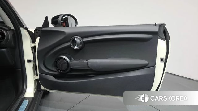 Mini Cooper id 4294327 из Кореи 17