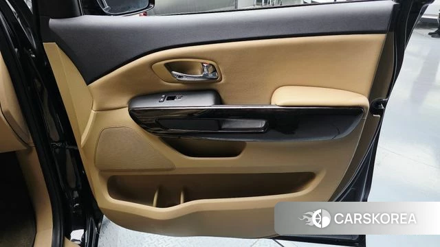 Kia The New Carnival id 4424672 из Кореи 17