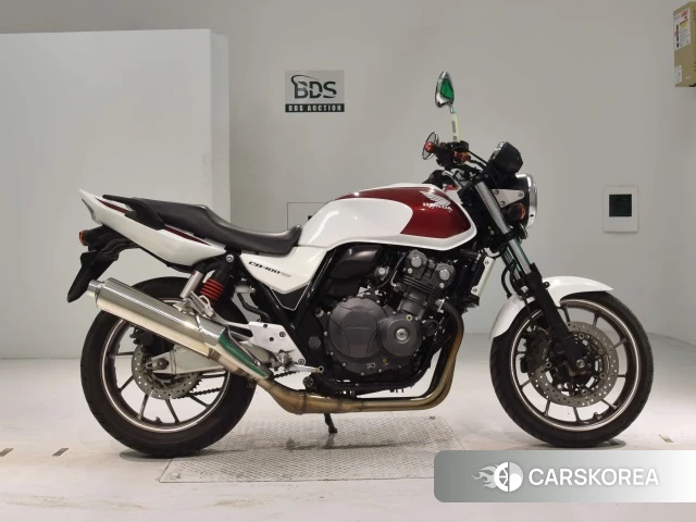 Проданный Honda CB400SF 2018 из Японии