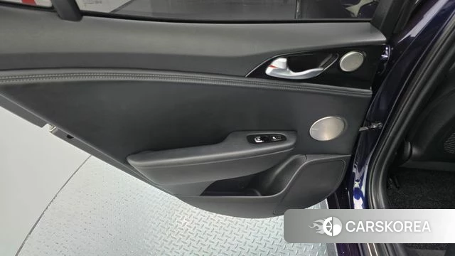 Kia Stinger id 4850070 из Кореи 17