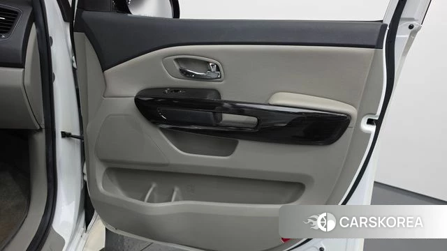 Kia The New Carnival id 4620361 из Кореи 17