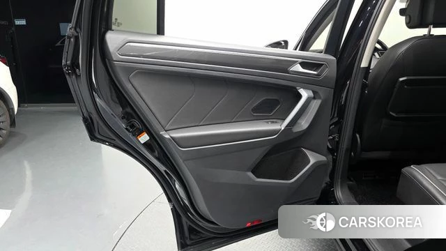 Volkswagen Tiguan Allspace id 4446111 из Кореи 17