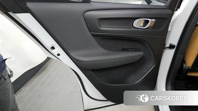 Volvo XC40 id 4224692 из Кореи 17