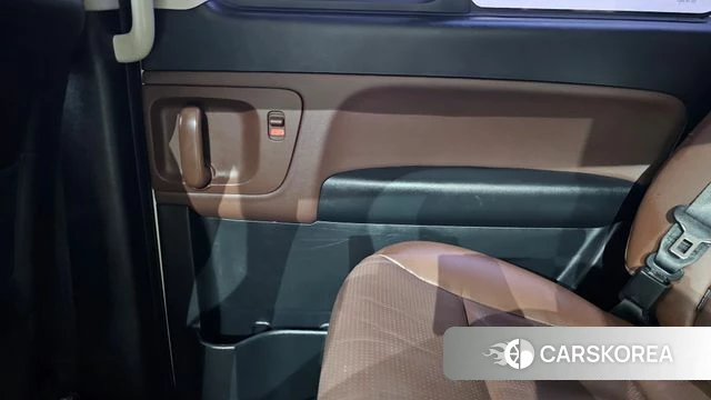 Hyundai The New Grand Starex id 4557465 из Кореи 17