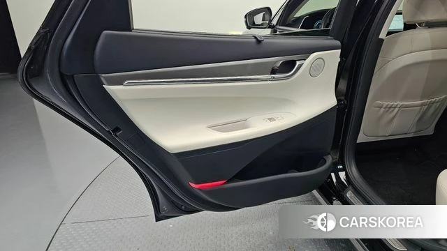 Hyundai The New Grandeur IG Hybrid id 4768738 из Кореи 17