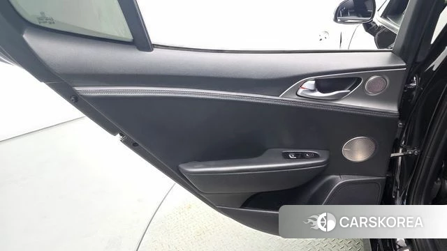 Kia Stinger id 4836996 из Кореи 17