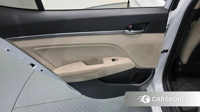 Hyundai Avante AD id 4658394 из Кореи 17