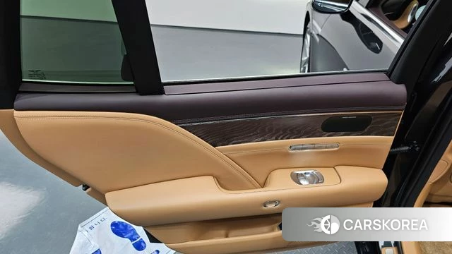 Genesis G90 (RS4) id 4433232 из Кореи 17