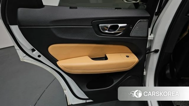 Volvo XC60 second Generation id 4488593 из Кореи 17