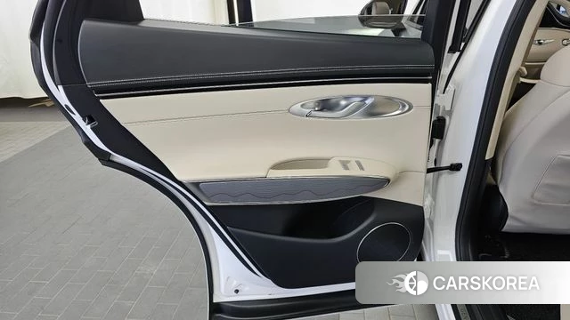 Genesis GV70 id 4784948 из Кореи 17