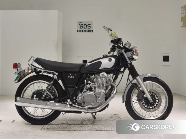 Проданный Yamaha SR400 2021 из Японии