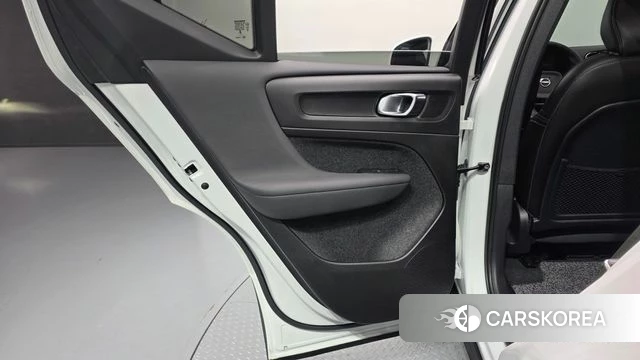 Volvo XC40 id 4308783 из Кореи 17