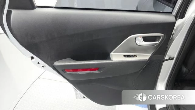 Kia Niro Plus id 4697053 из Кореи 17