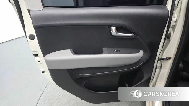 Kia The New Kia Ray id 4591031 из Кореи 17