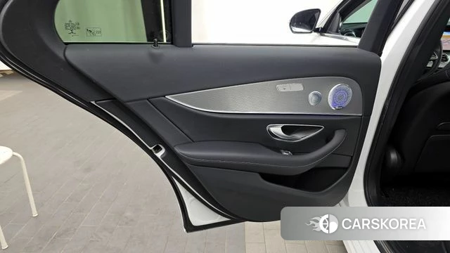 Mercedes-Benz E-Class W213 id 4187796 из Кореи 17