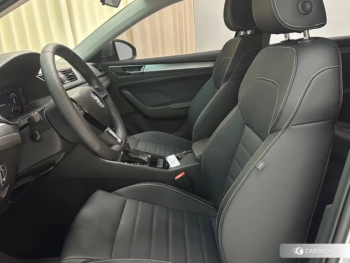 Skoda Superb id 4644512 из Китая 17