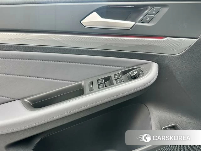 Volkswagen Lingdu id 4276446 из Китая 17