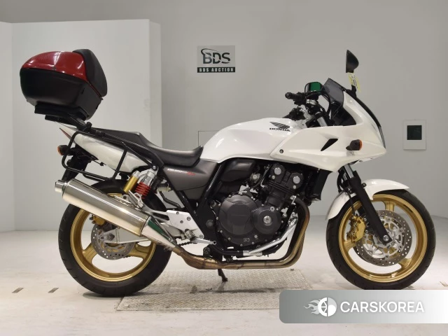 Проданный Honda CB400SF BOLDOR 2013 из Японии, фото 2