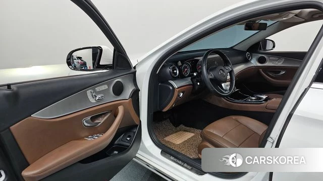 Mercedes-Benz E-Class W213 id 4465691 из Кореи 17