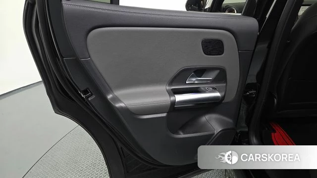 Mercedes-Benz EQA H243 id 4322858 из Кореи 17