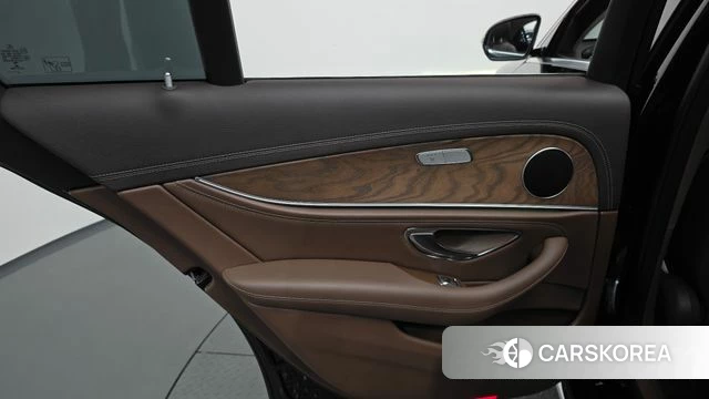 Mercedes-Benz E-Class W213 id 4642699 из Кореи 17