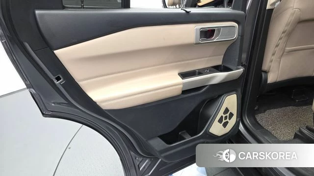 Ford Explorer 6th Generation id 4580376 из Кореи 17