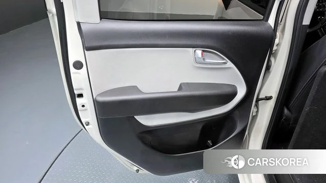 Kia The New Kia Ray id 4201674 из Кореи 17