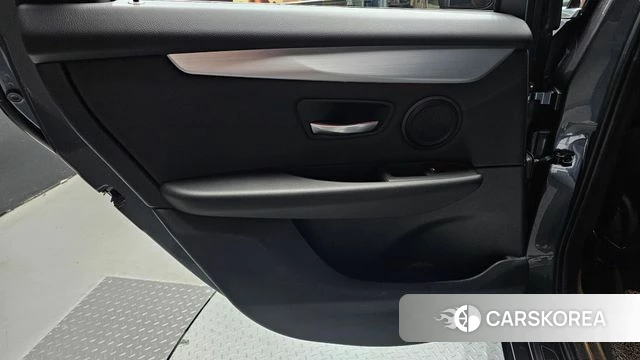 BMW 2 Series Active Tourer (F45) id 4447386 из Кореи 17