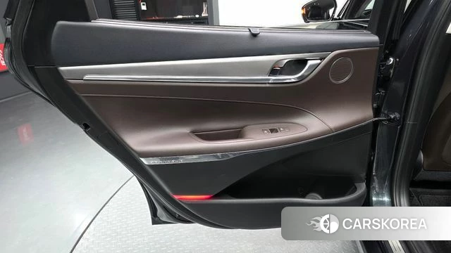 Hyundai The New Grandeur IG Hybrid id 4446280 из Кореи 17