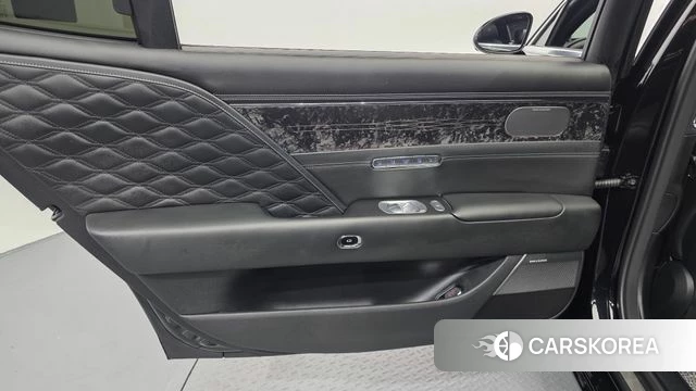 Genesis G90 (RS4) id 4905210 из Кореи 17