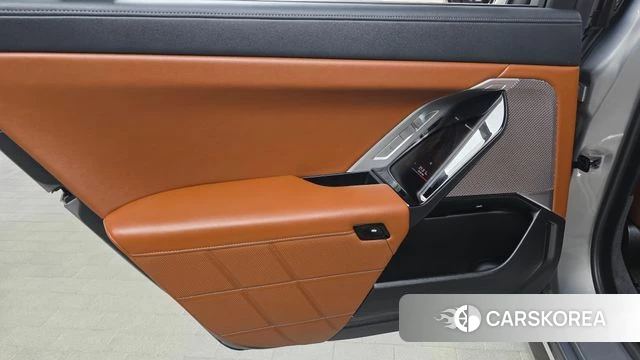 BMW 7 Series (G70) id 4222561 из Кореи 17