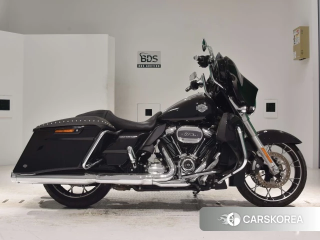 Проданный Harley-Davidson Street Glide FLHXS1870 2021 из Японии