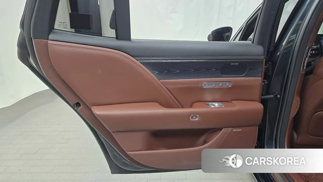 Genesis G90 (RS4) id 4500222 из Кореи 17