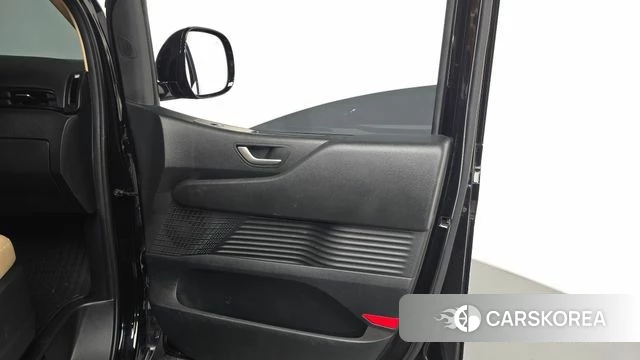 Hyundai Staria id 4533476 из Кореи 17