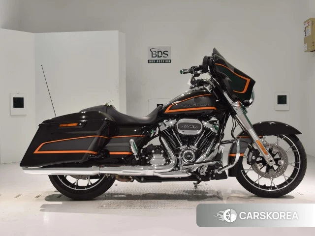 Проданный Harley-Davidson Street Glide FLHXS1870 2022 из Японии, фото 2