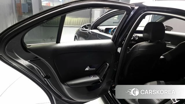 Mercedes-Benz A-Class W177 id 4304205 из Кореи 17