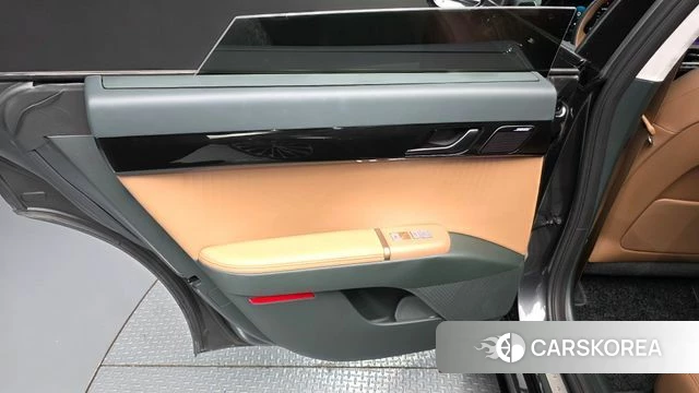 Hyundai Grandeur (GN7) id 4413905 из Кореи 17