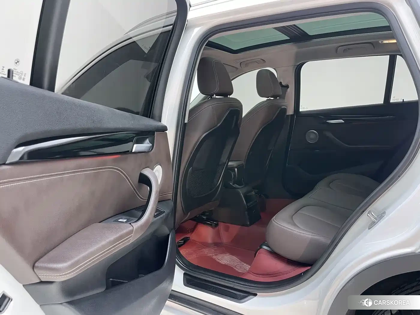 BMW X1 id 4679679 из Китая 17