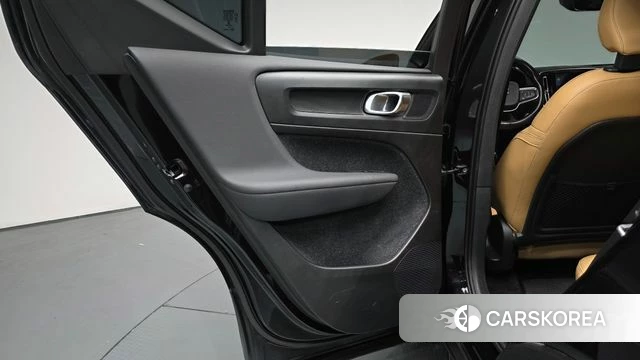 Volvo XC40 id 4856085 из Кореи 17