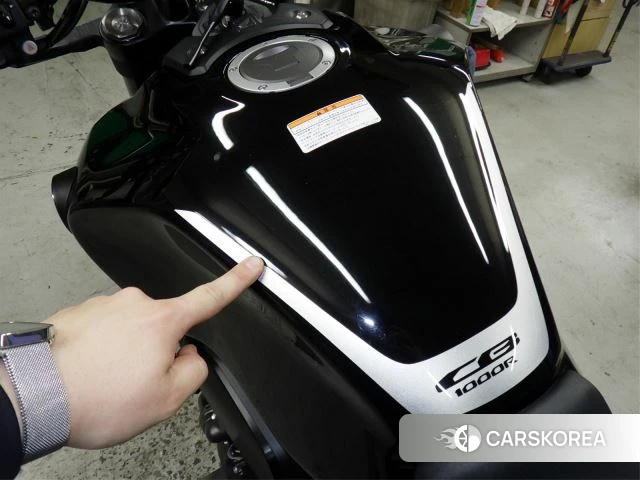 Honda CB1000R id 3949798 из Японии 17
