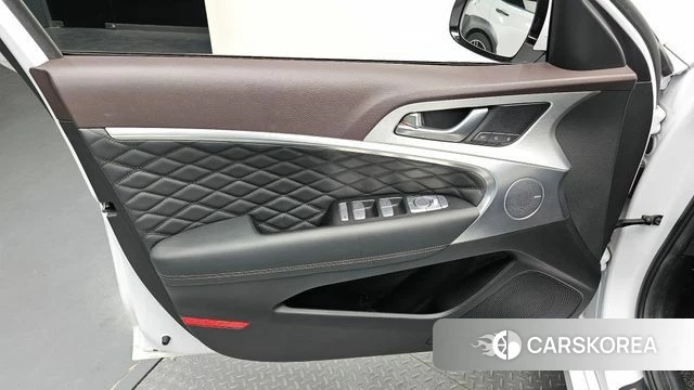 Genesis G70 id 4232958 из Кореи 17