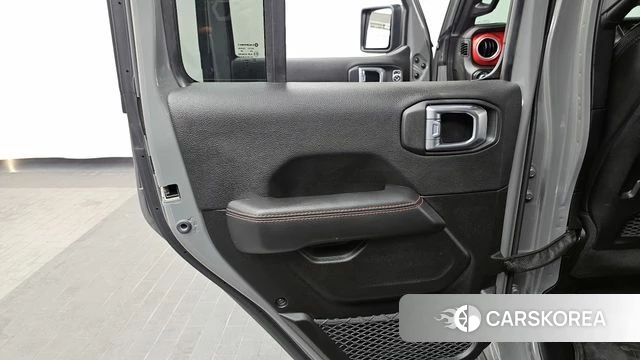 Jeep Wrangler (JL) id 4244157 из Кореи 17
