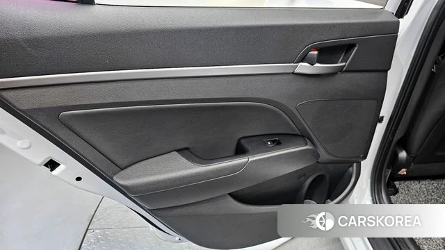 Hyundai Avante AD id 4363379 из Кореи 17