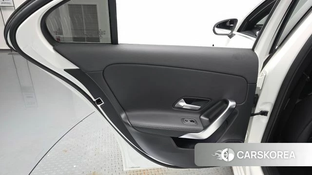 Mercedes-Benz A-Class W177 id 4433531 из Кореи 17